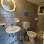 12 Acropolis 3*