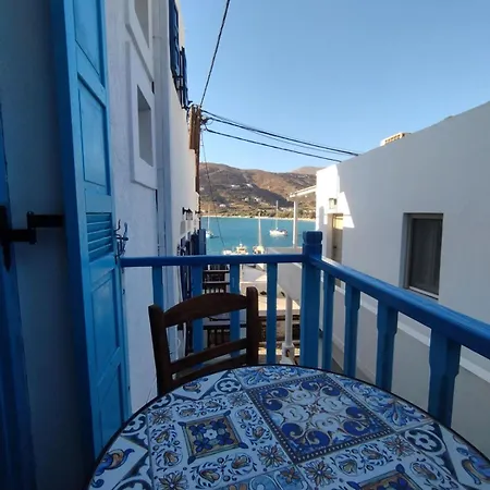 Guest house 12 Acropolis Aegiali