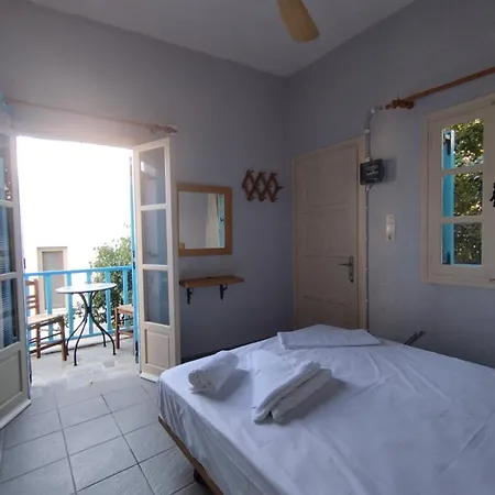 Affittacamere 12 Acropolis Aegiali