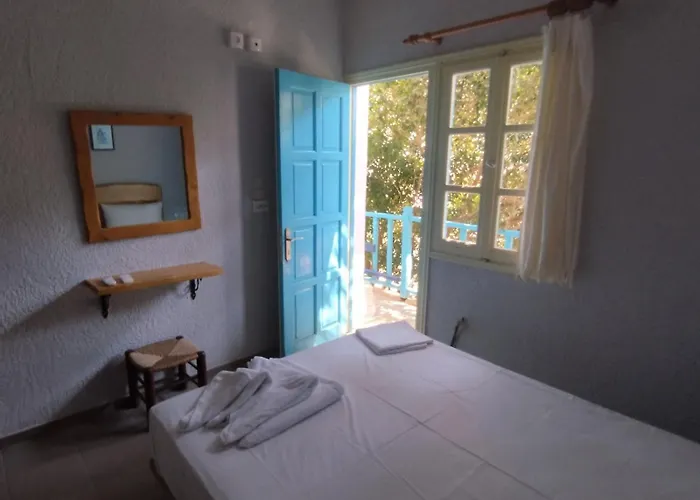 Konukevi 12 Acropolis 3*