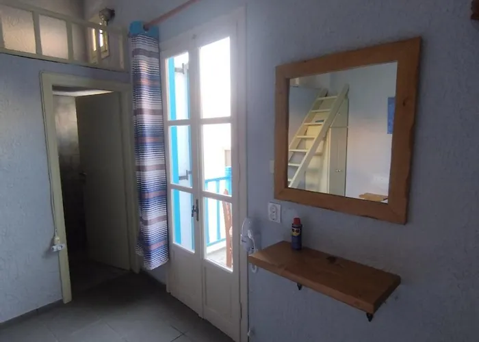 Konukevi 12 Acropolis Aegiali